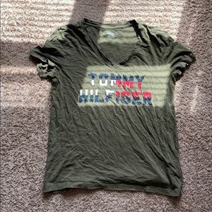 Timmy Hilfiger T shirt